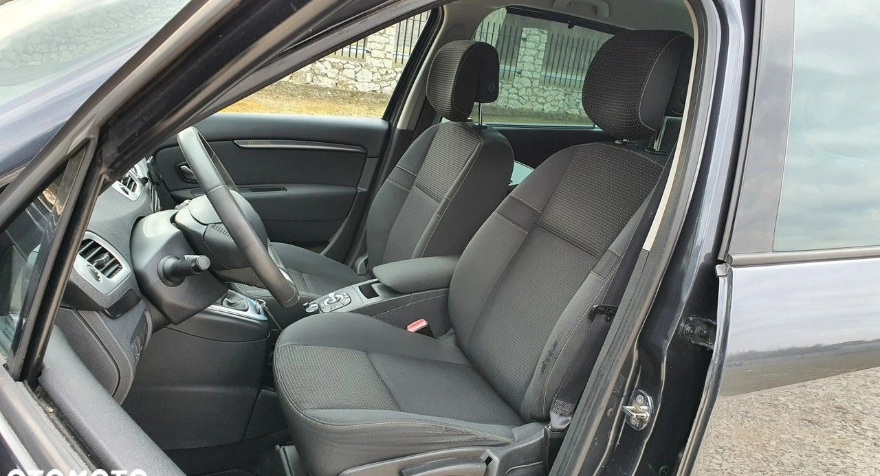 Renault Scenic cena 18700 przebieg: 196142, rok produkcji 2010 z Puławy małe 781